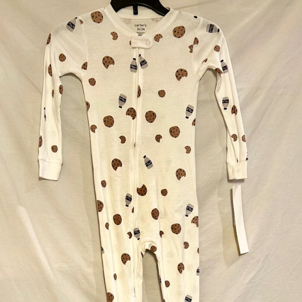 Carter's Boys White Milk & Cookies Lightweight Long Sleeve Footed Pajamas NWT